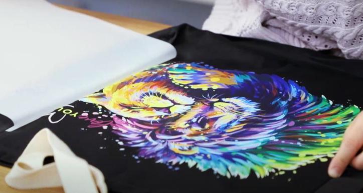 perbedaan sablon dtf vs dtg