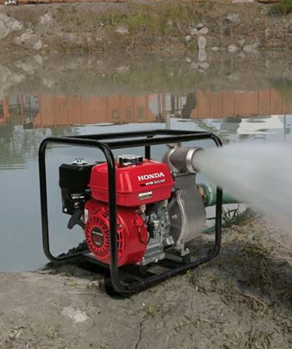 pompa air untuk sawah