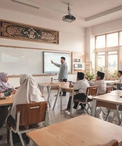 Siswa SMP Islam unggulan di Jogja sedang belajar di kelas modern dengan fasilitas lengkap