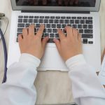 Cek kesehatan domain